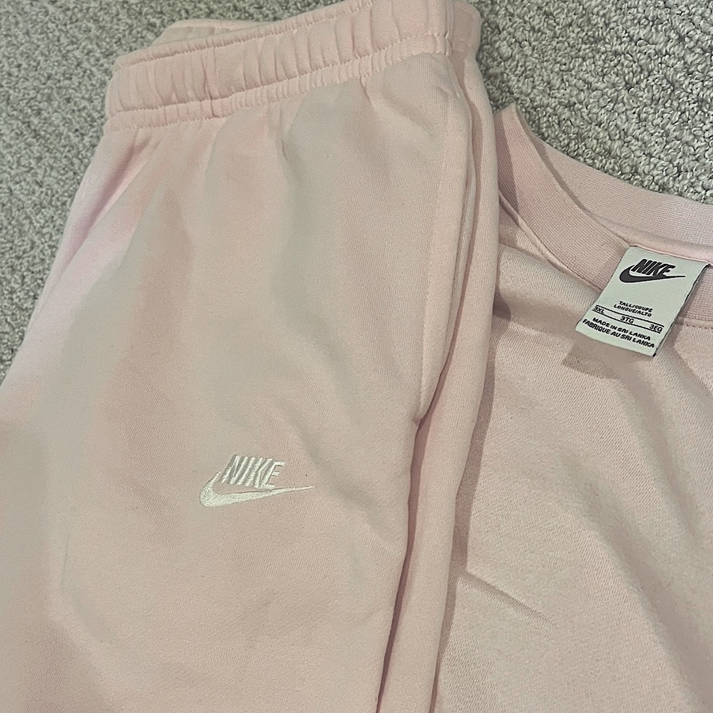NIKE PINK TRACKSUIT